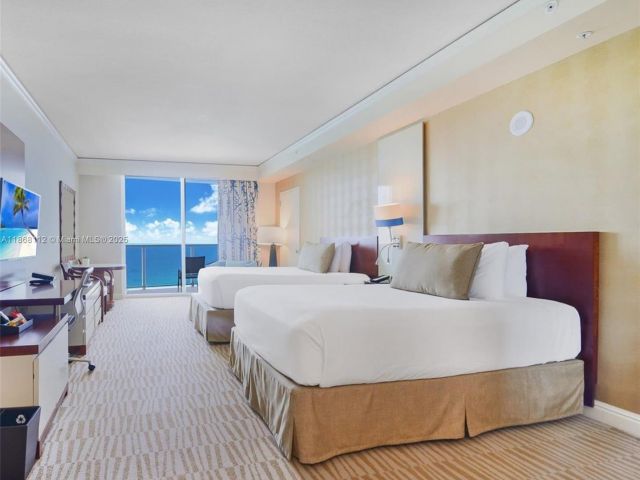 condo for sale in Sunny Isles Beach - 18001 Collins Ave 2910 - MondialRealty
