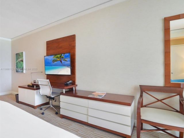 condo for sale in Sunny Isles Beach - 18001 Collins Ave 2910 - MondialRealty