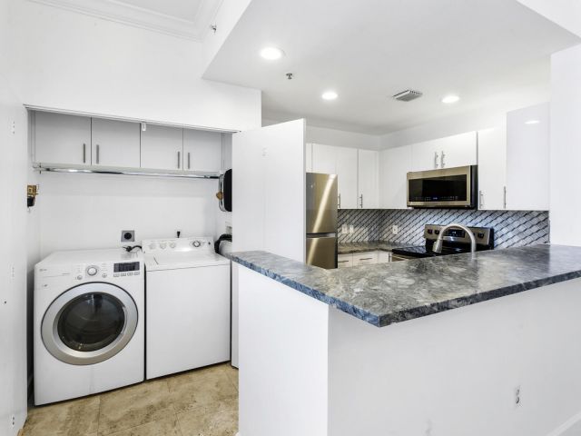 Home for rent at 691 Hibiscus Street - photo 6507001