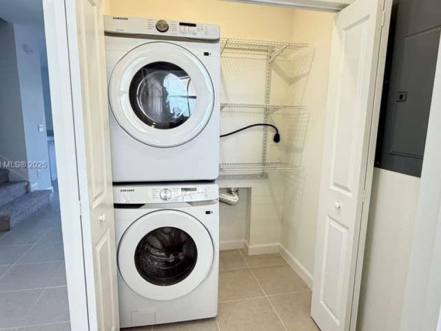 3-bedroom home for rent in Homestead - 2794 SE 26th Ave 2794 - MondialRealty