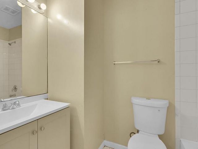 Home for rent at 901 10th Street - photo 6507020