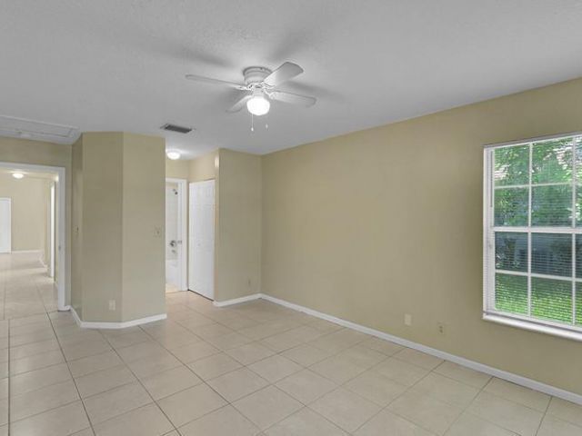Home for rent at 901 10th Street - photo 6507021