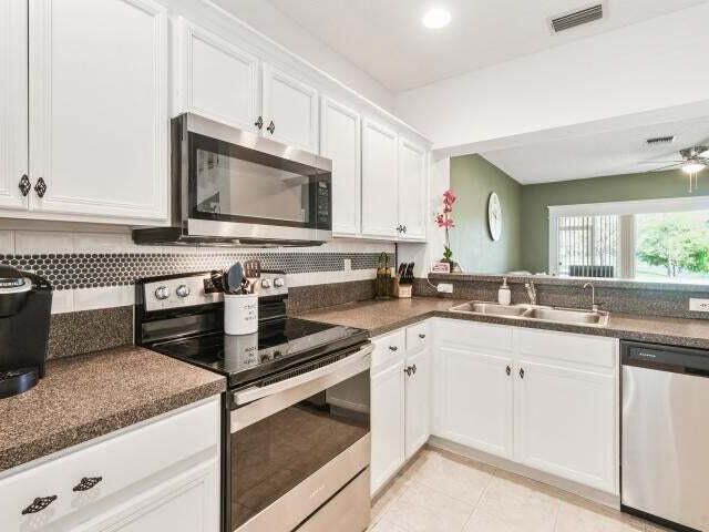 Home for rent at 5032 Palmbrooke Circle - photo 6618461