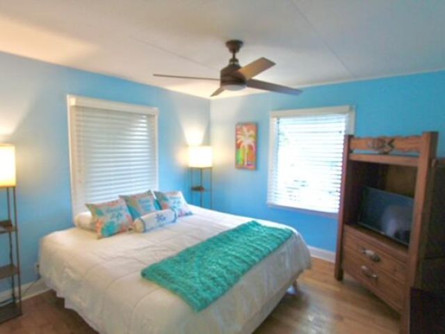 Home for sale at 629 SE 4th Avenue - photo 6532813