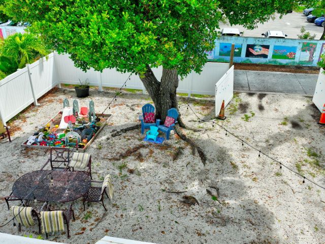 Home for sale at 629 SE 4th Avenue - photo 6532821