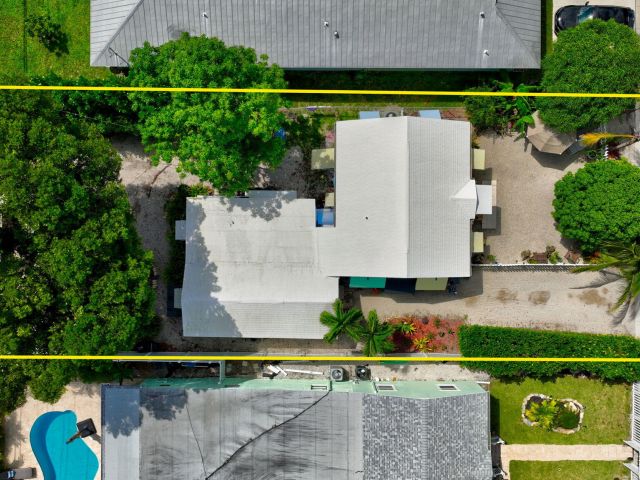 Home for sale at 629 SE 4th Avenue - photo 6532828