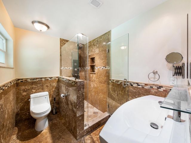 Home for sale at 5340 SW 115th Avenue - photo 6493427