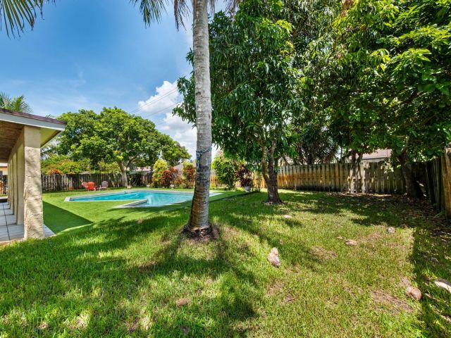 Home for sale at 5340 SW 115th Avenue - photo 6493438