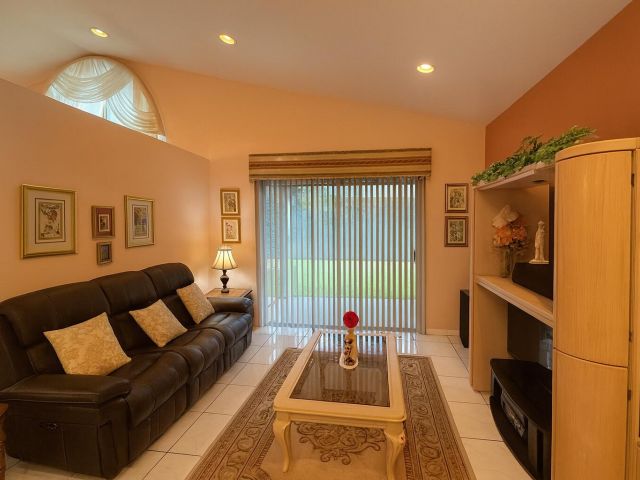 Home for sale at 182 SW 164th Avenue - photo 6491086