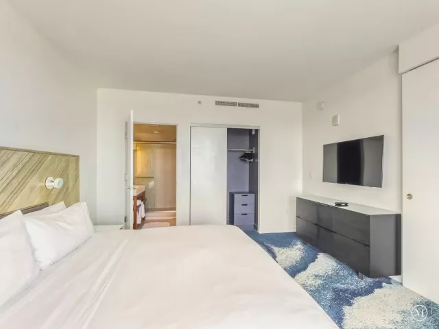 2-bedroom condo for rent in Fort Lauderdale - 3101 Bayshore Drive 1409 - MondialRealty