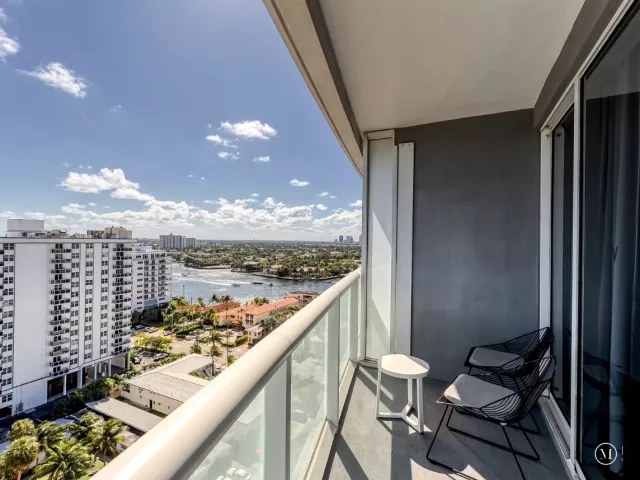 2-bedroom condo for rent in Fort Lauderdale - 3101 Bayshore Drive 1409 - MondialRealty