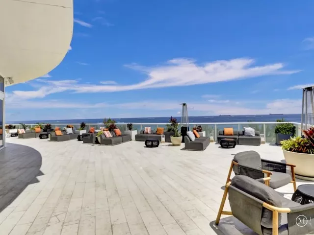 2-bedroom condo for rent in Fort Lauderdale - 3101 Bayshore Drive 1409 - MondialRealty