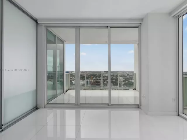 Apartment for sale  Unit #3106 - photo 6475007