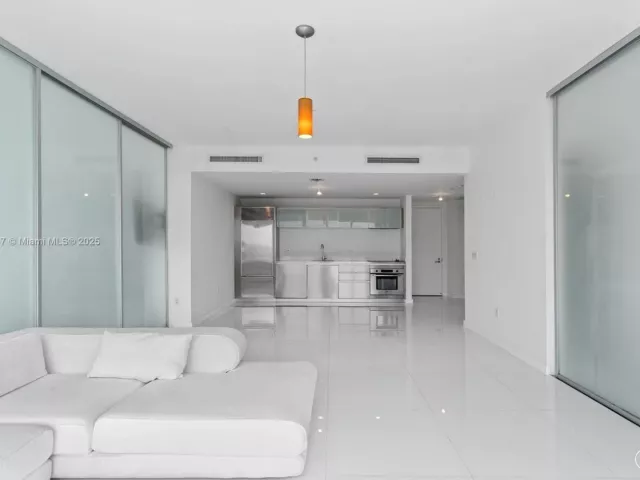 Apartment for sale  Unit #3106 - photo 6475016