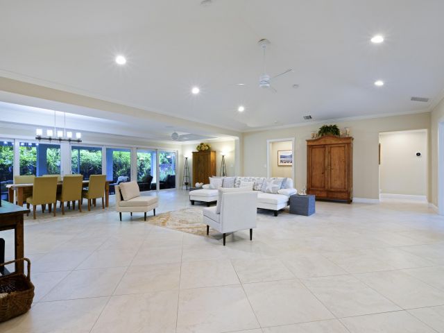 Home for sale at 4535 Oak Tree Court - photo 6532800