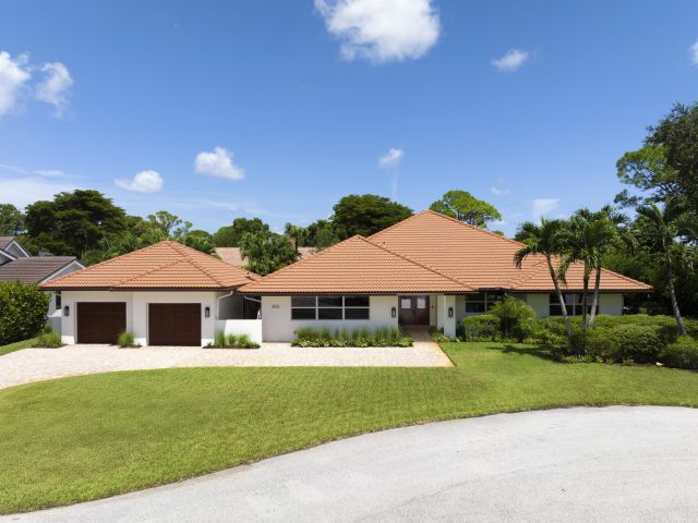 Home for sale at 4535 Oak Tree Court - photo 6532810