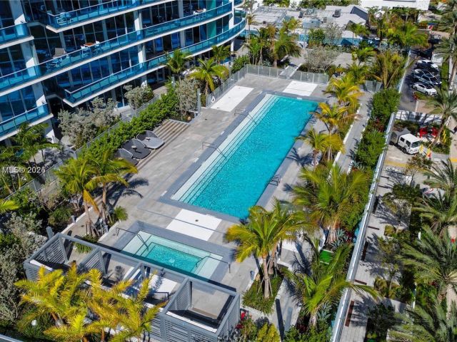 Apartment for rent  Unit #402 - photo 6477196