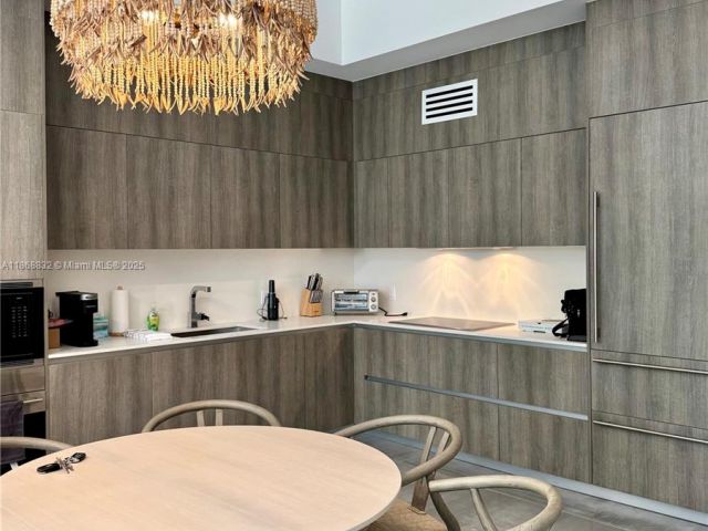 Apartment for rent  Unit #402 - photo 6477206