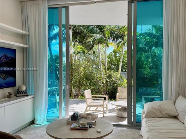 Apartment for rent  Unit #402 - photo 6477208