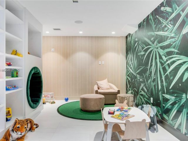 Apartment for rent  Unit #804 - photo 6477174