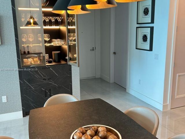 Apartment for rent  Unit #804 - photo 6477185