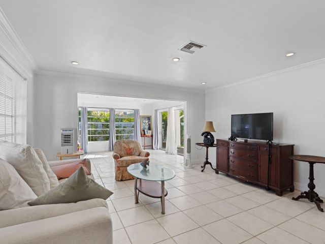 Home for sale at 208 34th Street - photo 6506346