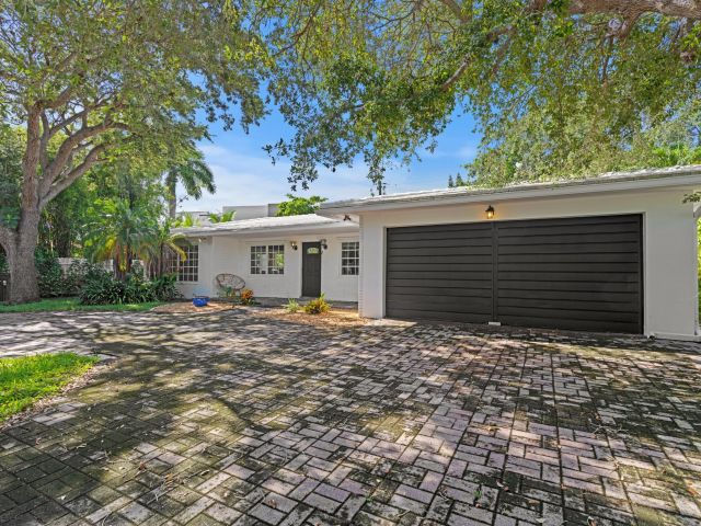 Home for sale at 208 34th Street - photo 6506351