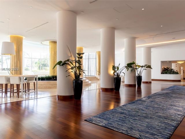 Apartment for rent  Unit #811 - photo 6479825