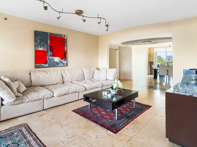 Apartment for rent  Unit #506 On 5th Floor - photo 6488765