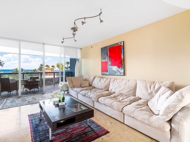 Apartment for rent  Unit #506 On 5th Floor - photo 6488768