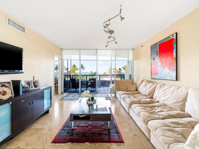 Apartment for rent  Unit #506 On 5th Floor - photo 6488769