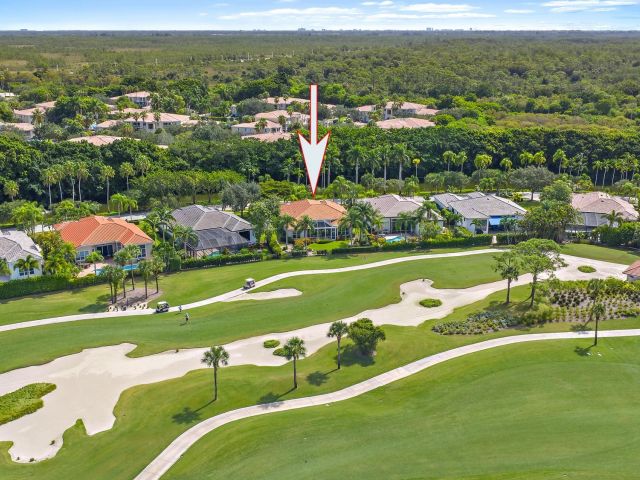 Home for sale at 9004 Lakes Boulevard - photo 6506951