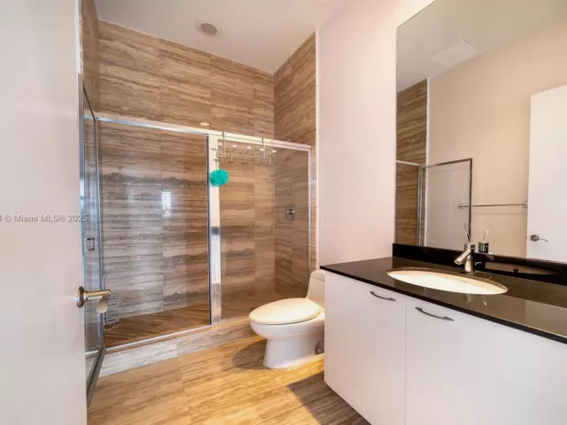 2-bedroom condo for sale in Sunny Isles Beach - 16001 Collins Ave 4305 - MondialRealty