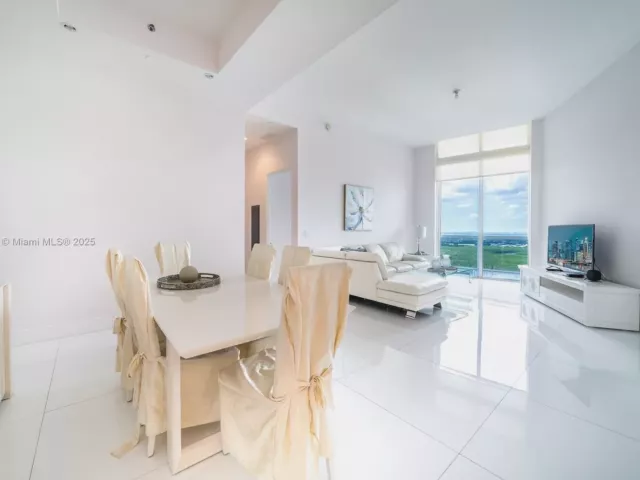 2-bedroom condo for sale in Sunny Isles Beach - 16001 Collins Ave 4305 - MondialRealty