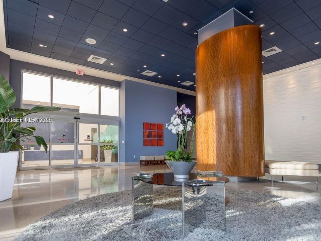 Apartment for rent  Unit #3010 - photo 7292753