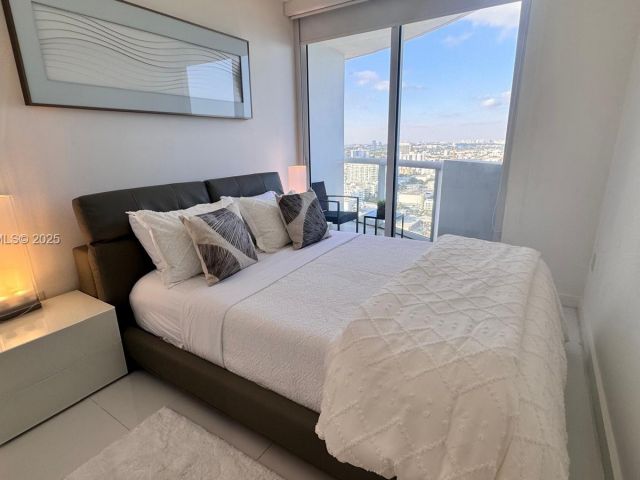 Apartment for rent  Unit #3010 - photo 7292765