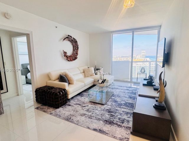 Apartment for rent  Unit #3010 - photo 7292768