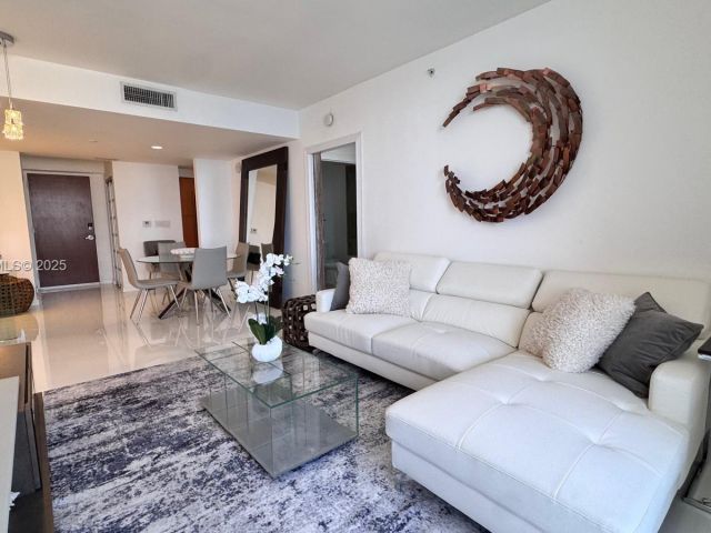 Apartment for rent  Unit #3010 - photo 7292769