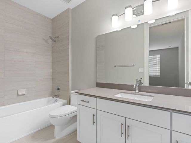 Home for rent at 3748 N Lambert Avenue N - photo 6506898