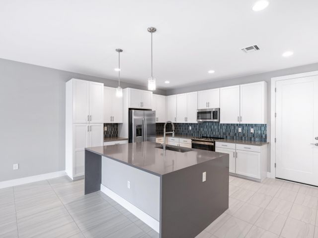 Home for rent at 3748 N Lambert Avenue N - photo 6506903