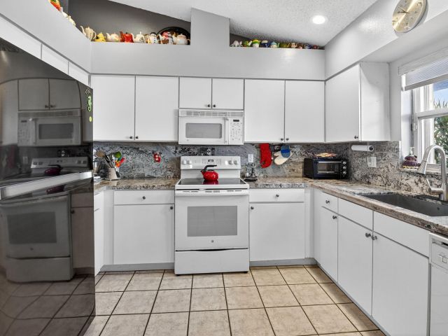 Home for sale at 7519 Eagle Point Drive - photo 6540076