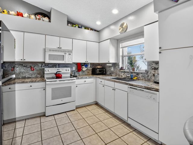 Home for sale at 7519 Eagle Point Drive - photo 6540077