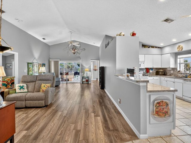 Home for sale at 7519 Eagle Point Drive - photo 6540087