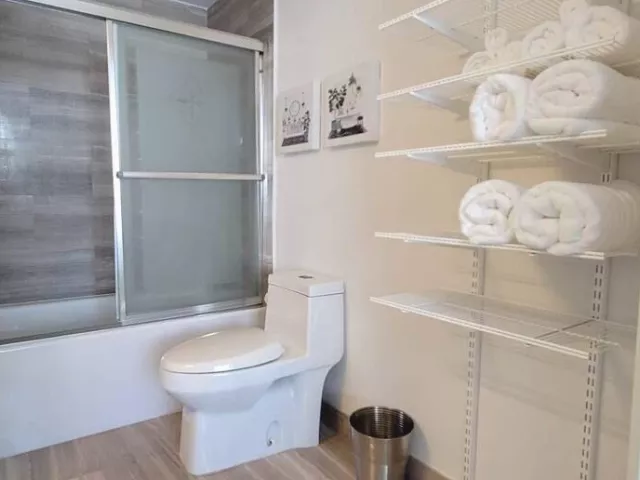 2-bedroom condo for sale in Miami - 1300 Brickell Bay Dr 3007 - MondialRealty