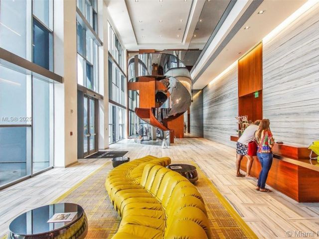 Apartment for sale  Unit #3007 - photo 6487013