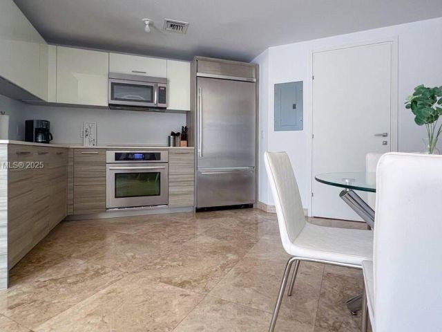 Apartment for sale  Unit #3007 - photo 6487024