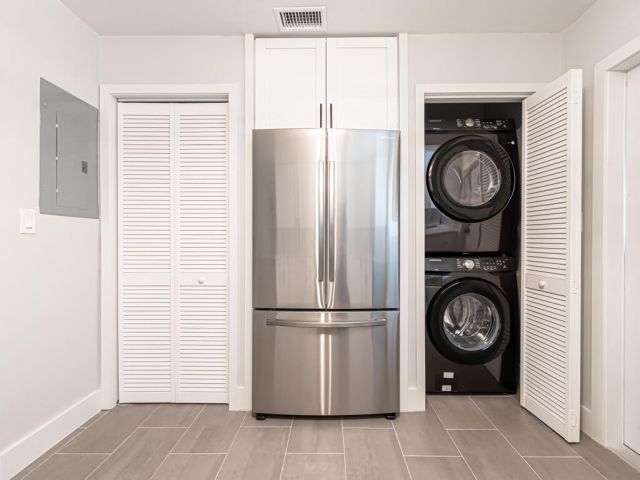 Home for rent at 2015 Wilkins Avenue - photo 6506711