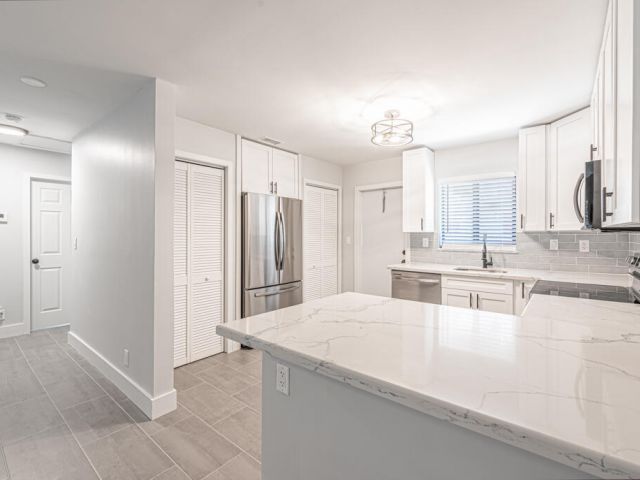 Home for rent at 2015 Wilkins Avenue - photo 6506712