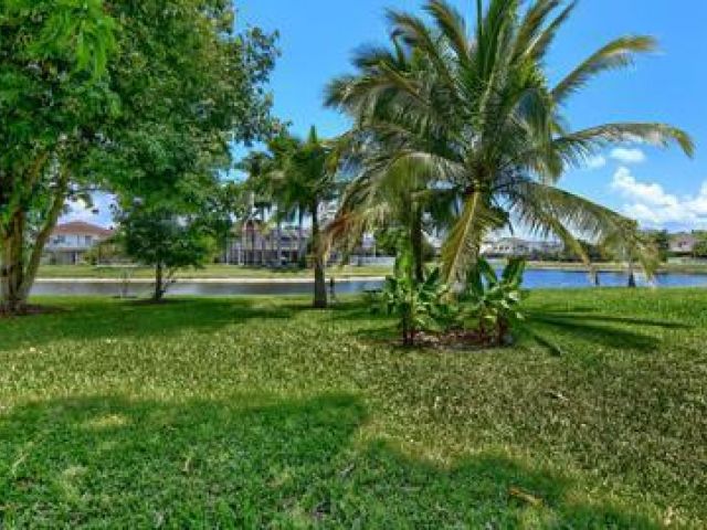 Home for rent at 18271 Coral Isles Drive - photo 6514203