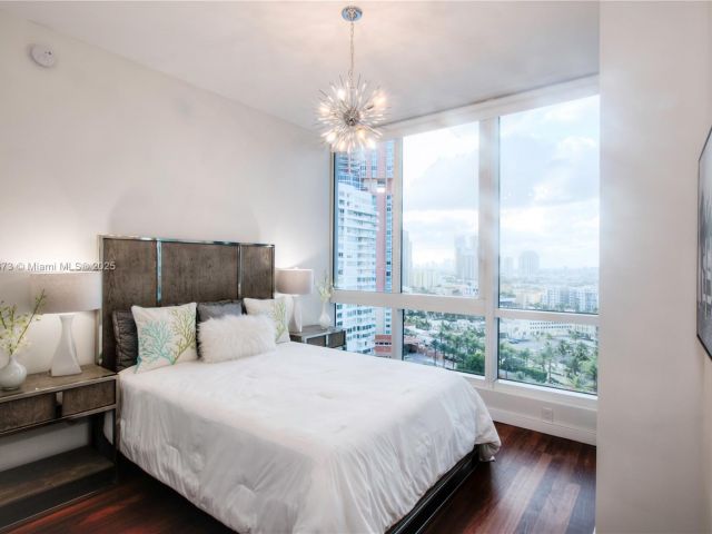 Apartment for sale  Unit #1501 - photo 6486729